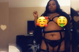 Available now 💦💦💦4'10 short sexy🤩 New in town 🔥 AVAILABLE NOW - Image 2